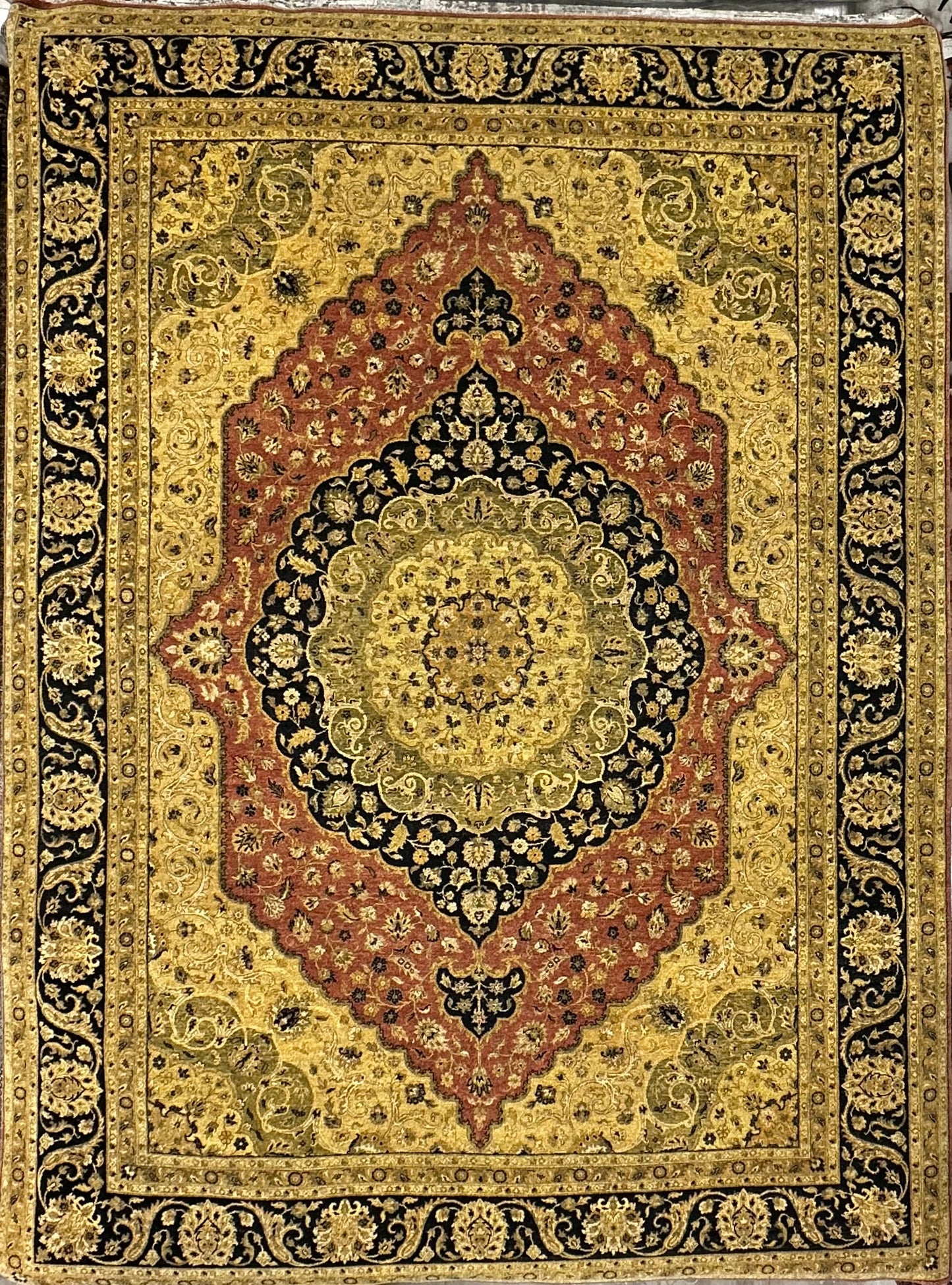 9x12 Handknotted rug