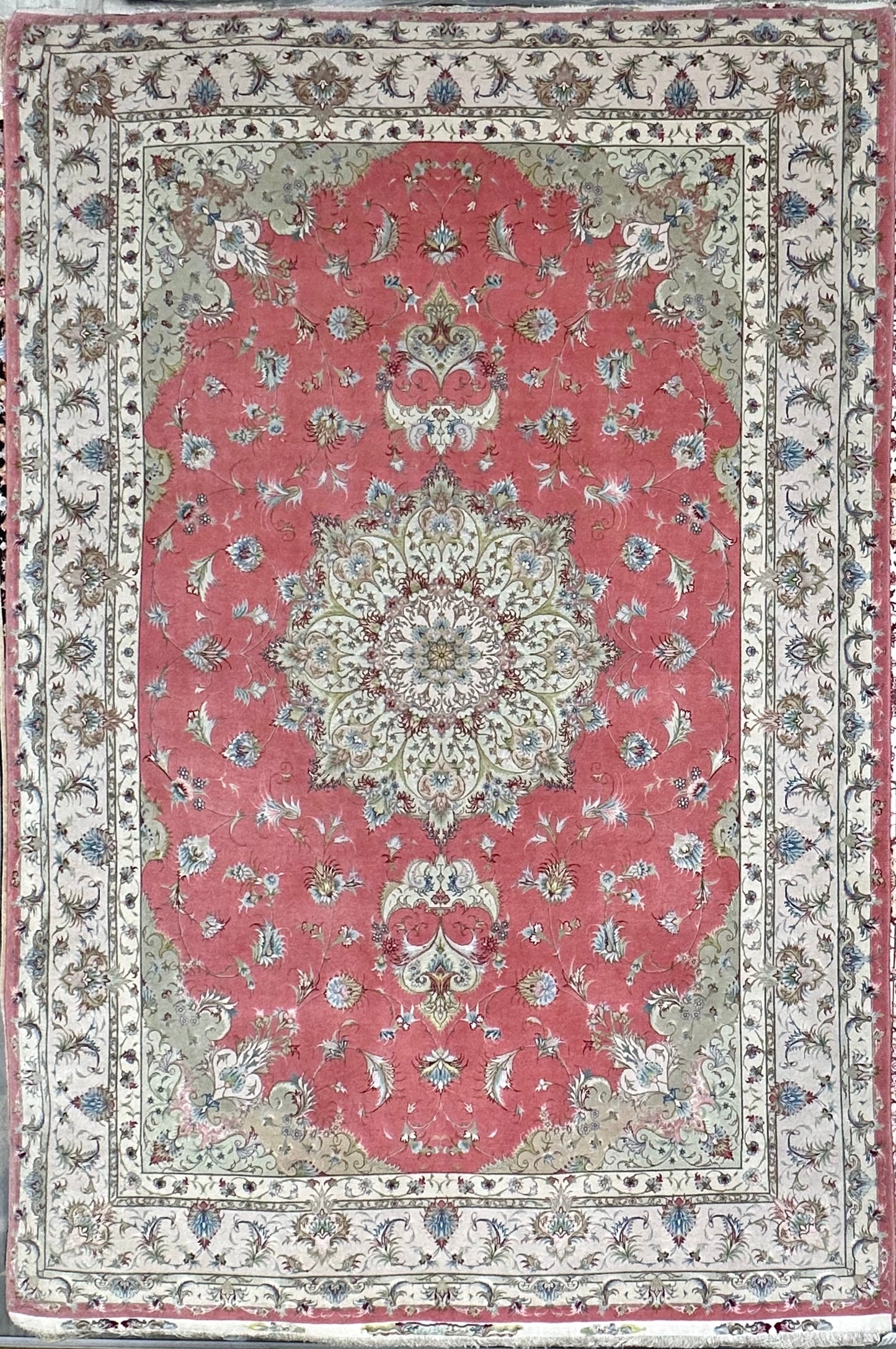 9x12 Handknotted rug