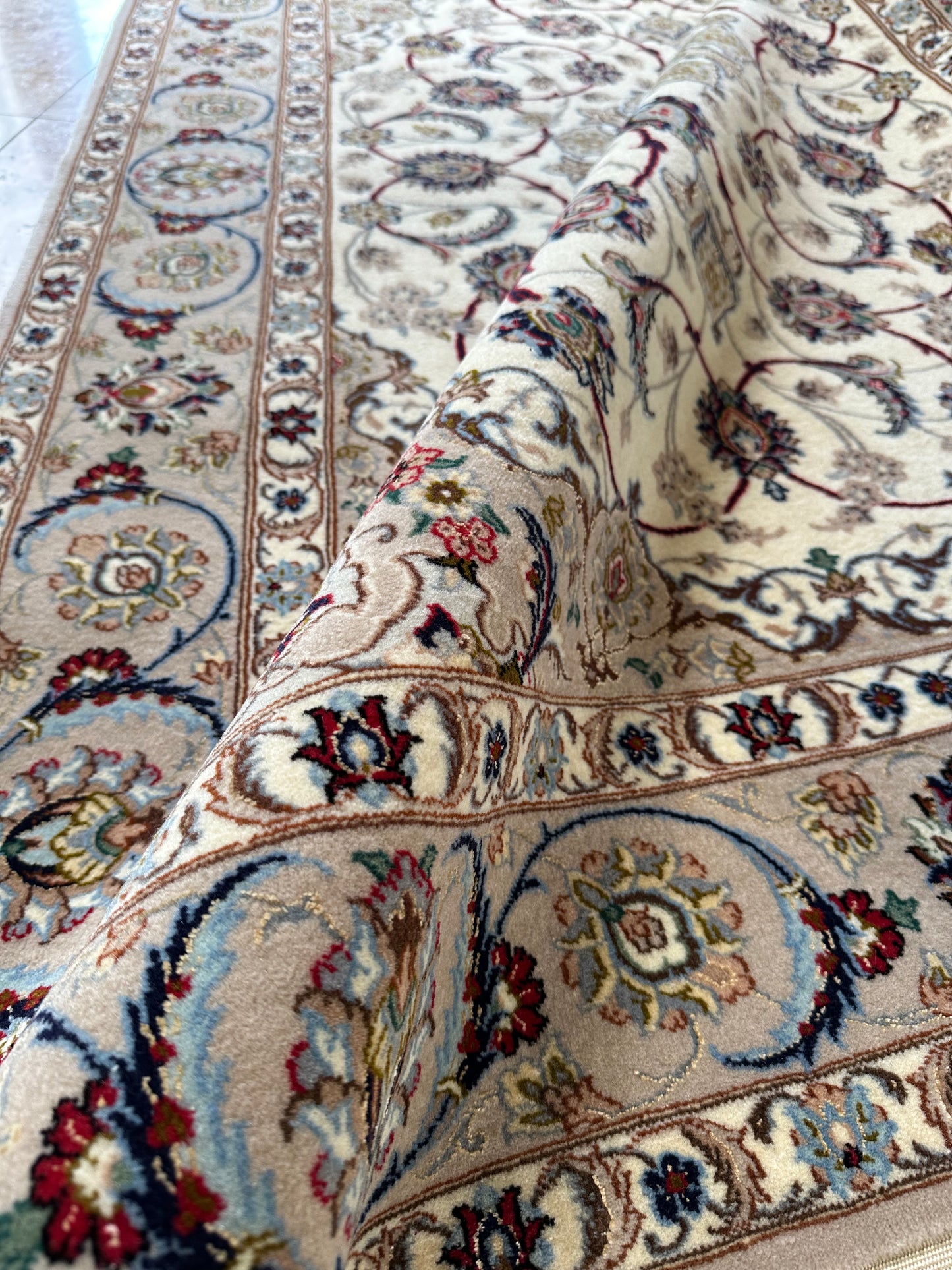 Floral Isafahan Persian Rug #9 4x6