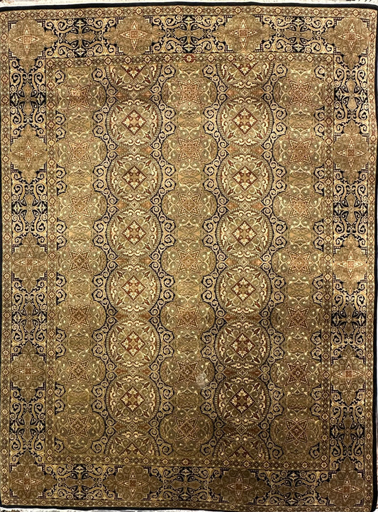 9x12 Handknotted rug