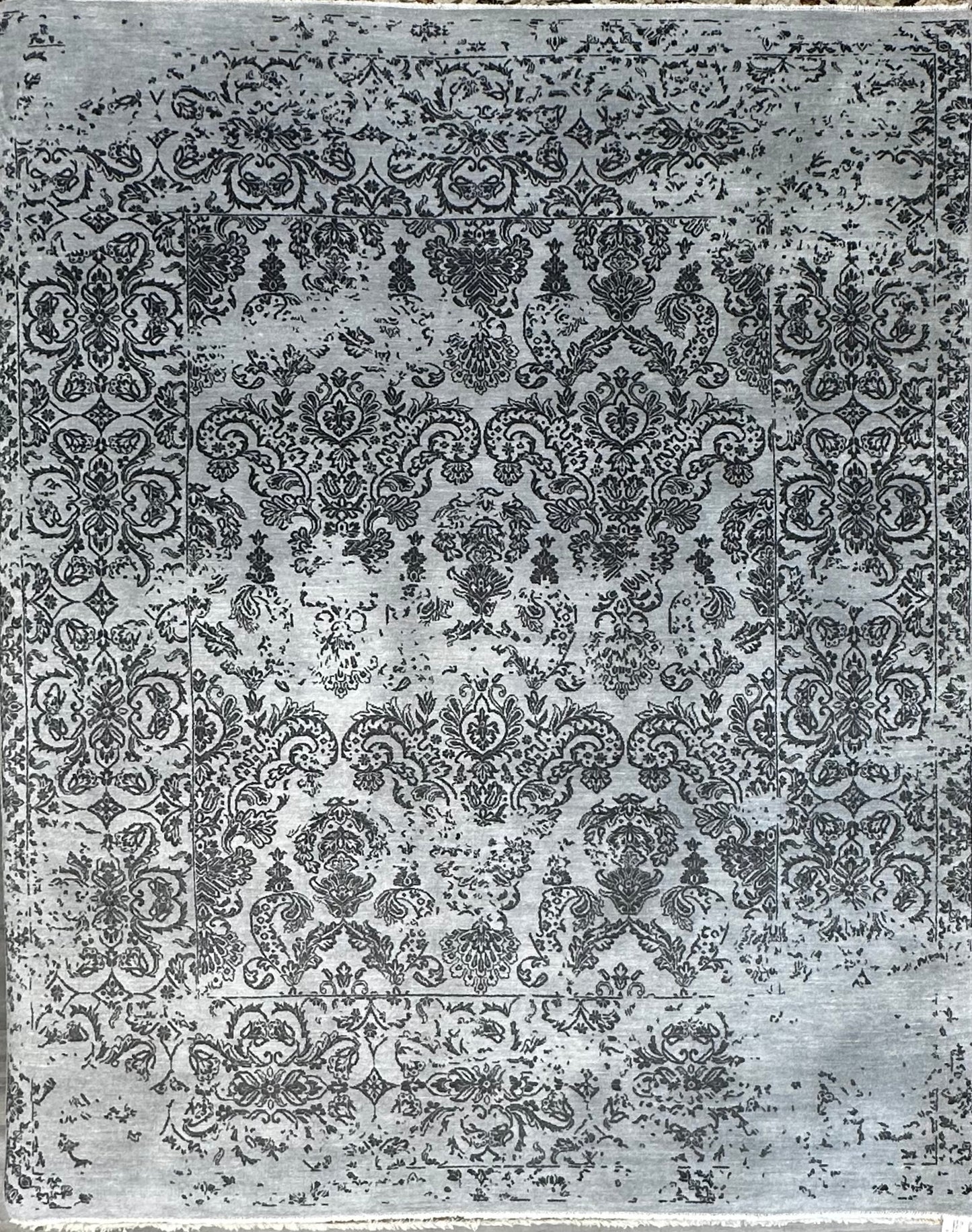 8x10 Handknotted Kashmir rug
