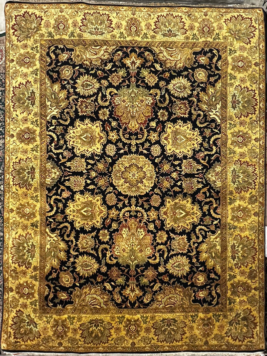 9x12 Handknotted rug