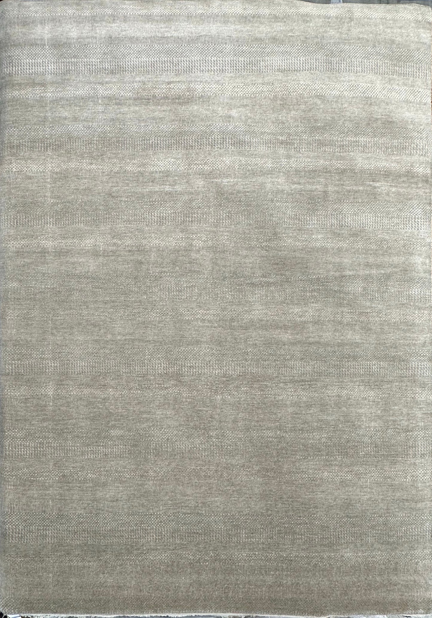 9x12 Handknotted rug