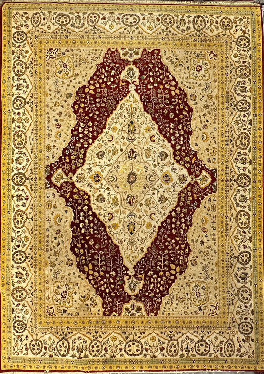 9x12 Handknotted rug
